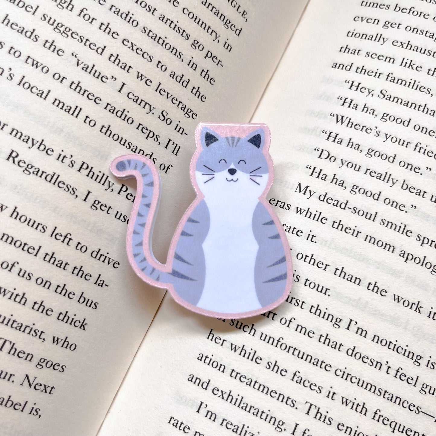 Grey "Misty" Kitty Magnetic Bookmark